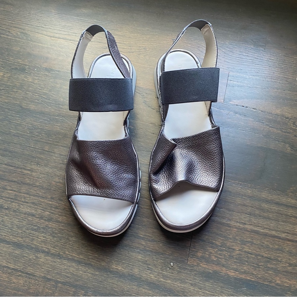The Flexx sandals bronze sz 9 ( 40.5 eur)